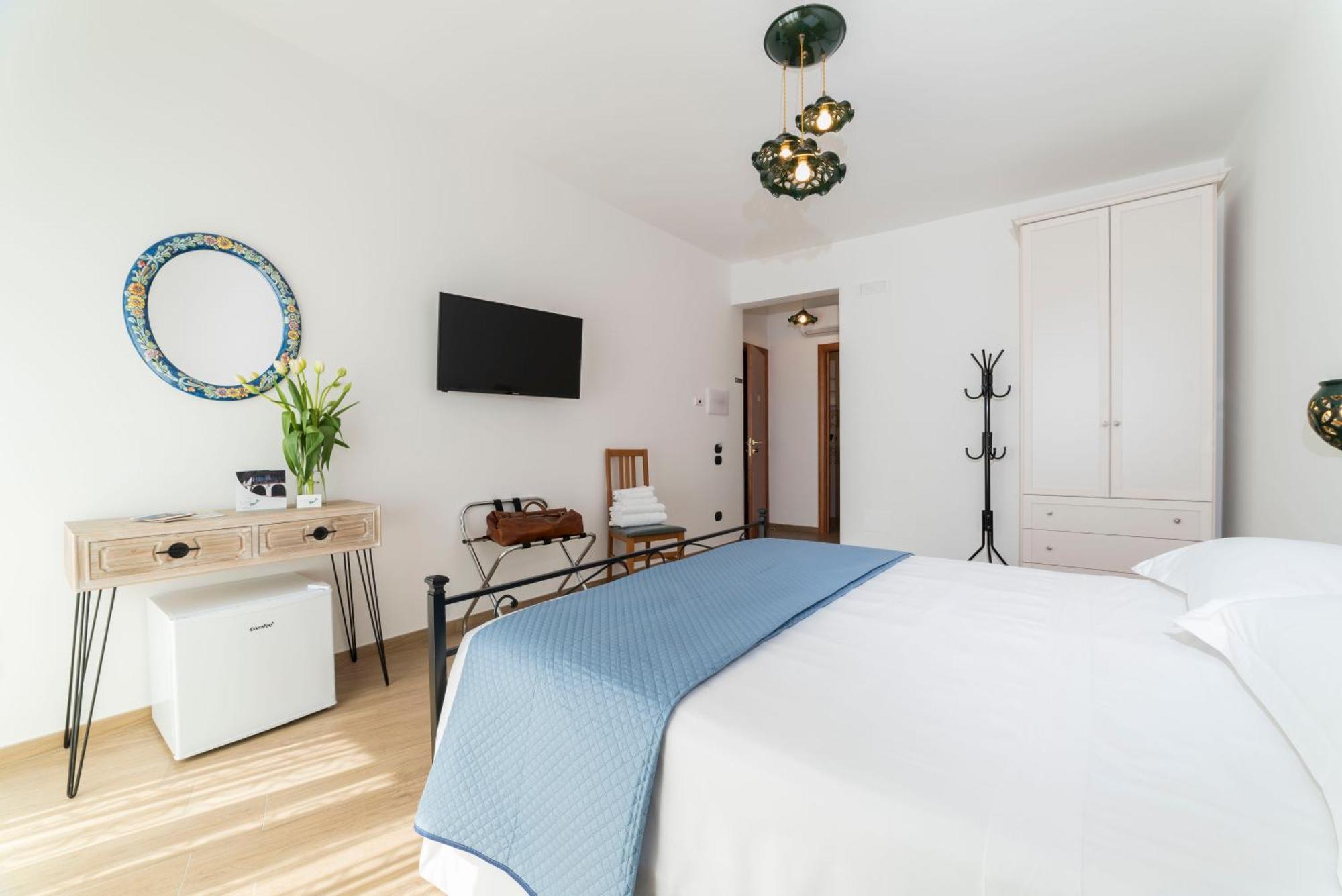 B&B Palazzo Pinto 2 В'єтрі Екстер'єр фото