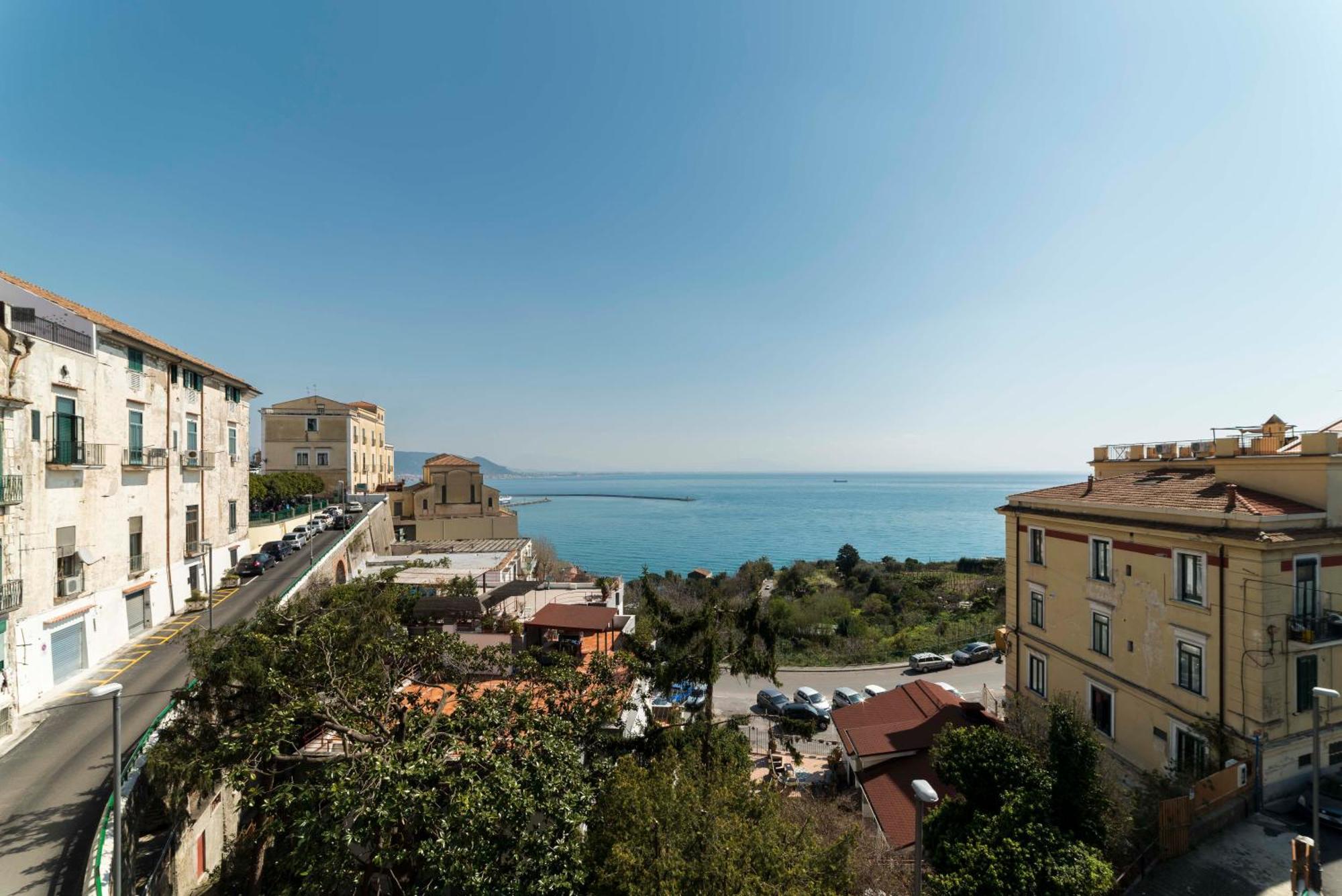 B&B Palazzo Pinto 2 В'єтрі Екстер'єр фото