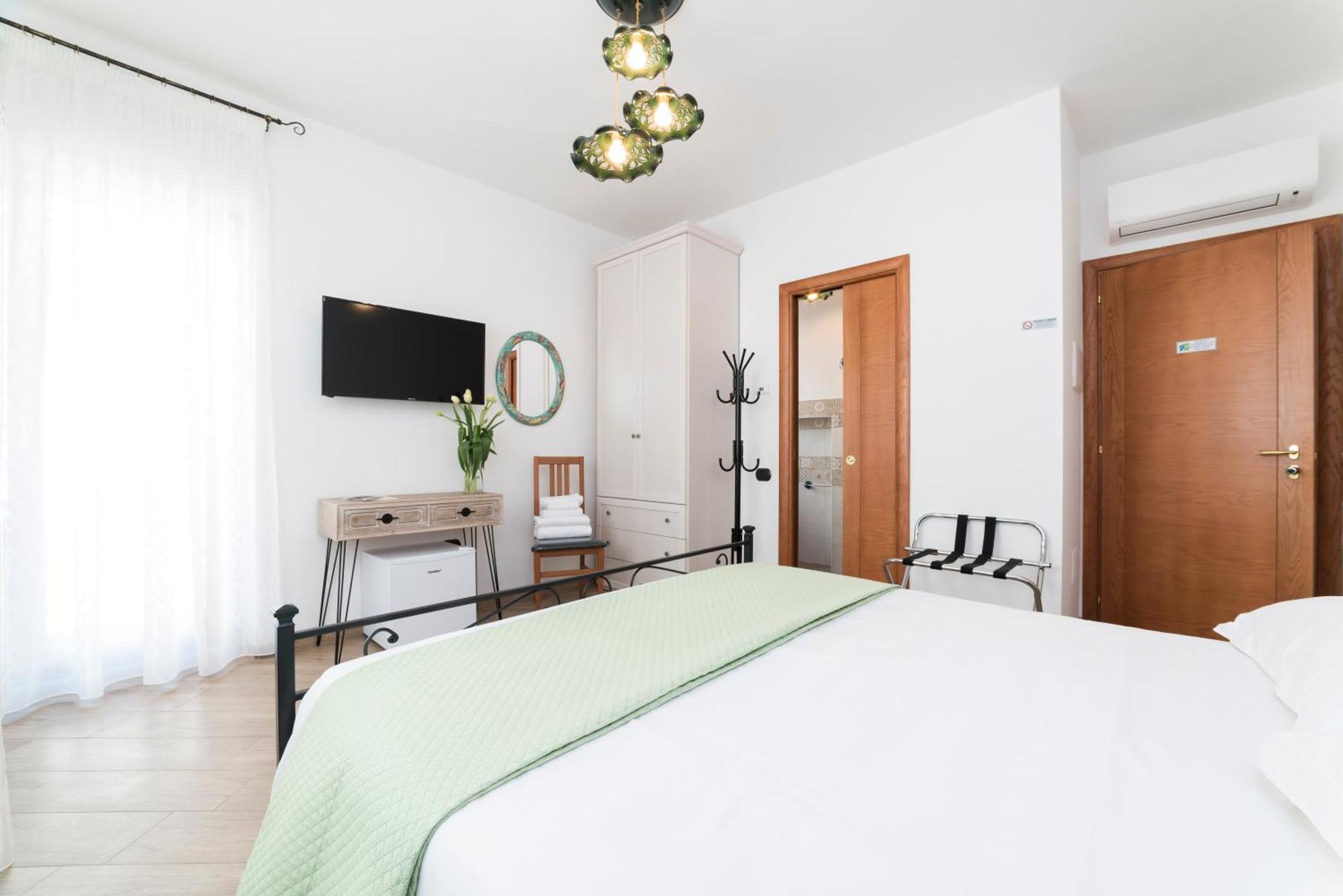 B&B Palazzo Pinto 2 В'єтрі Екстер'єр фото