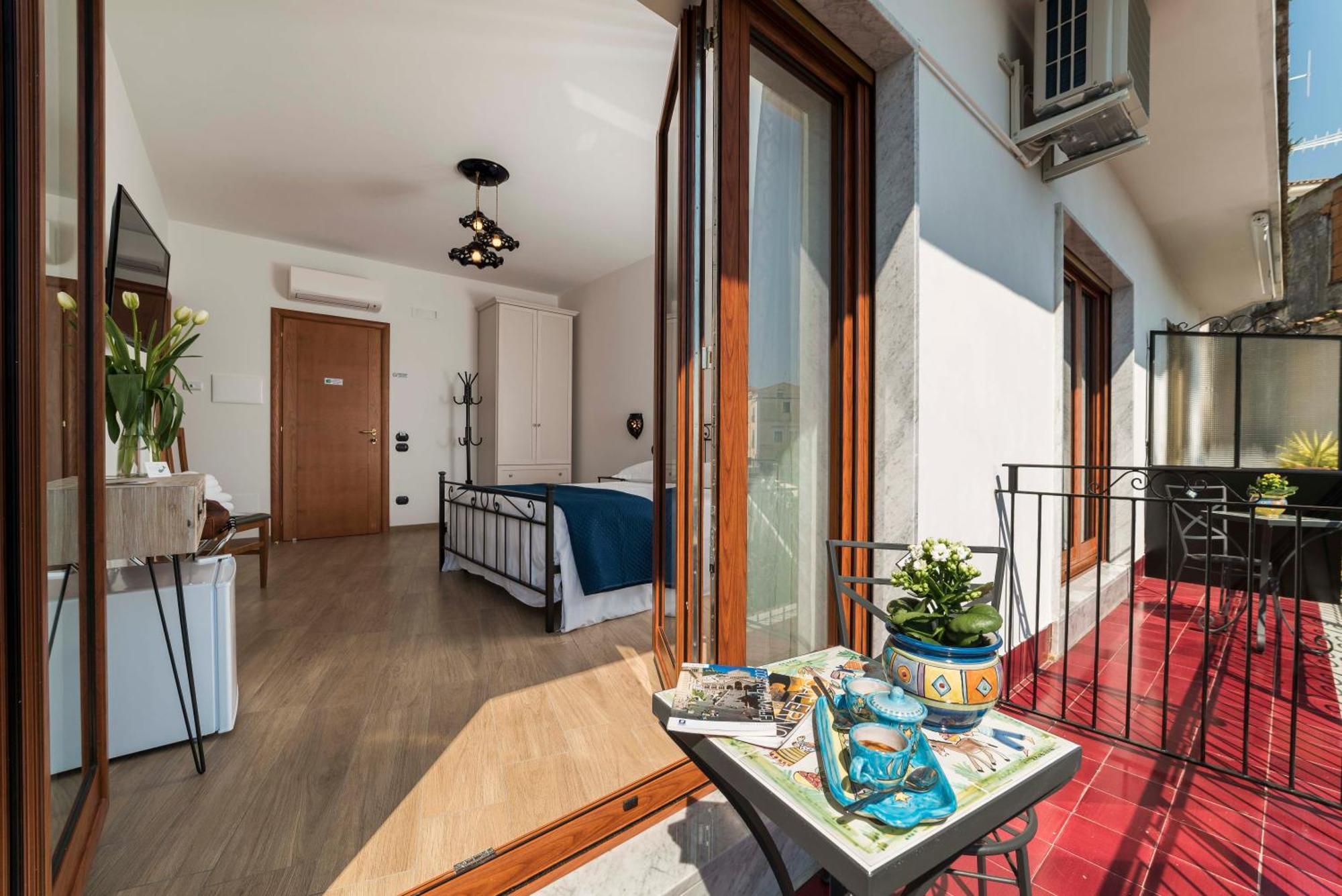 B&B Palazzo Pinto 2 В'єтрі Екстер'єр фото